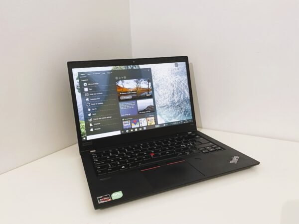 Lenovo_ThinkPad_P14S