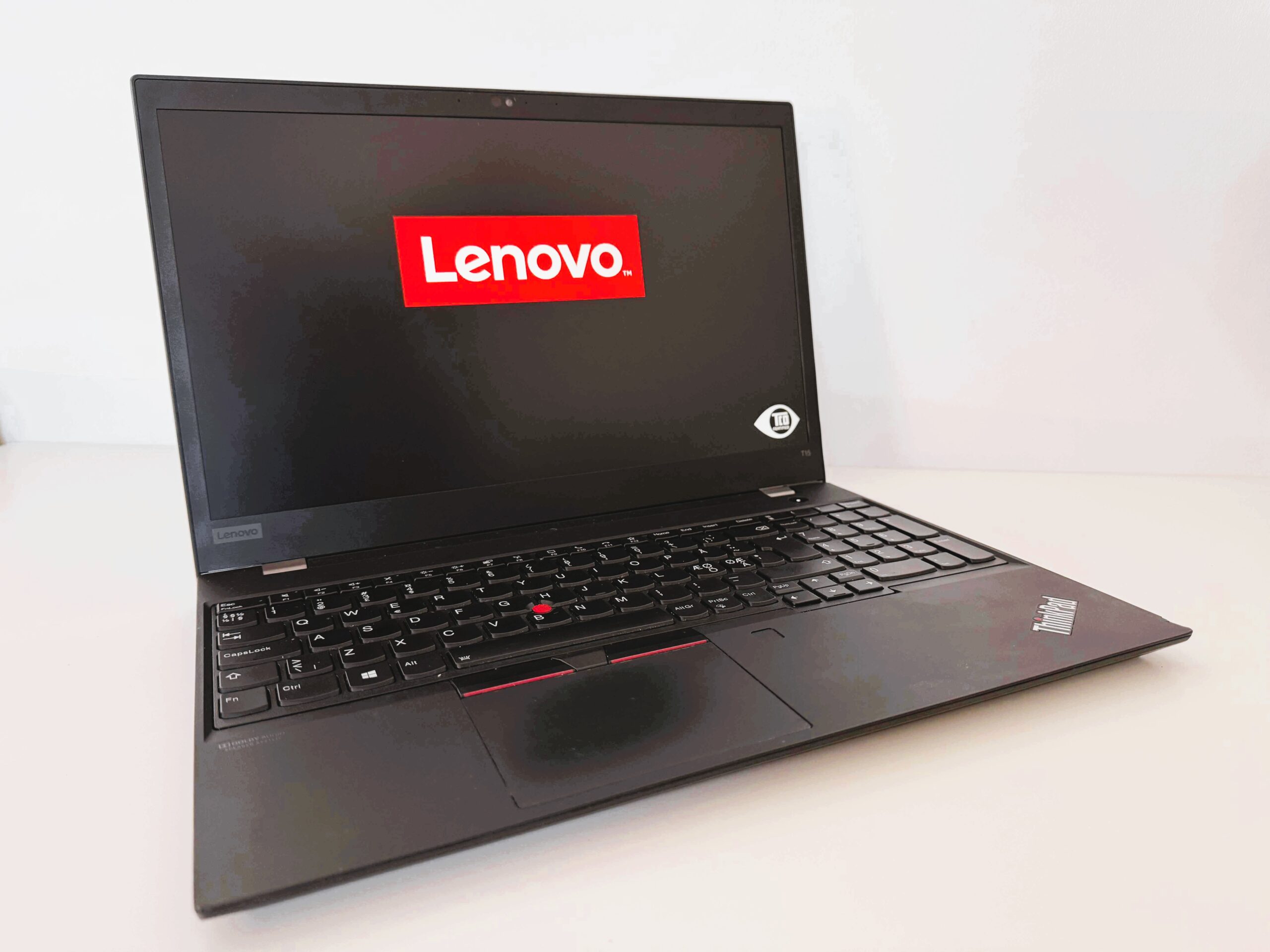 Lenovo_ThinkPad_T15